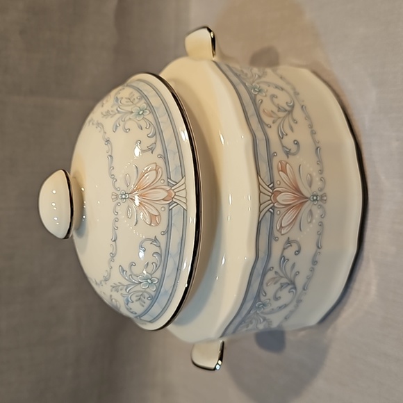 New Noritake Crown Flower 7324 Creamer & Sugar Bowl w/Lid Ivory China - Picture 3 of 13